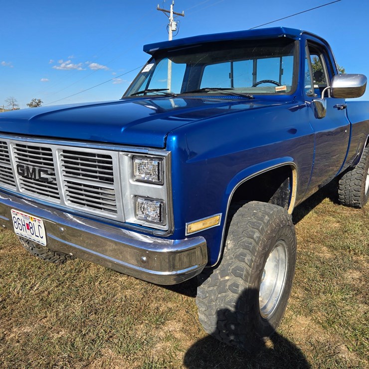 #25276 • 1986 GMC K2500 Pickup Truck