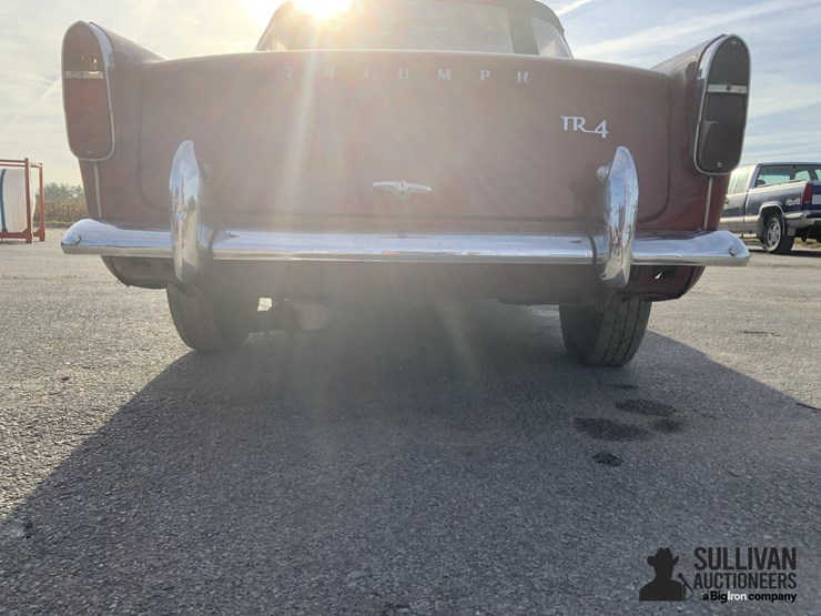 1964-triumph-tr4-2-door-convertible-image-20
