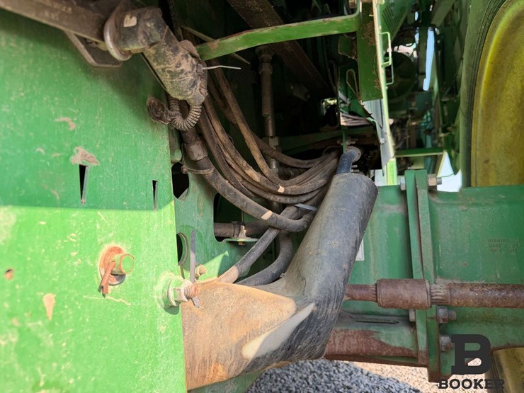 2012-john-deere-s670-combine-image-23