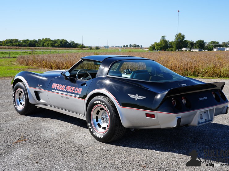 run-#71---1978-chevrolet-corvette-pace-car-edition-image-7