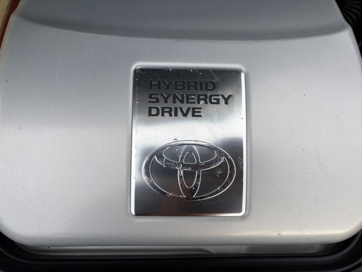 2009-toyota-prius-hybrid-sedan-image-14