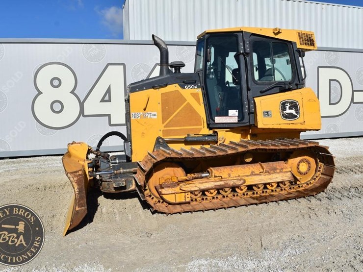 2021-deere-650k-image-13