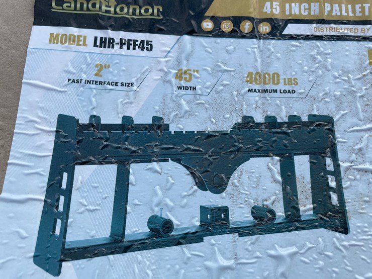 #4056-•-landhonor-45"-pallet-fork-frame-attachment-image-3
