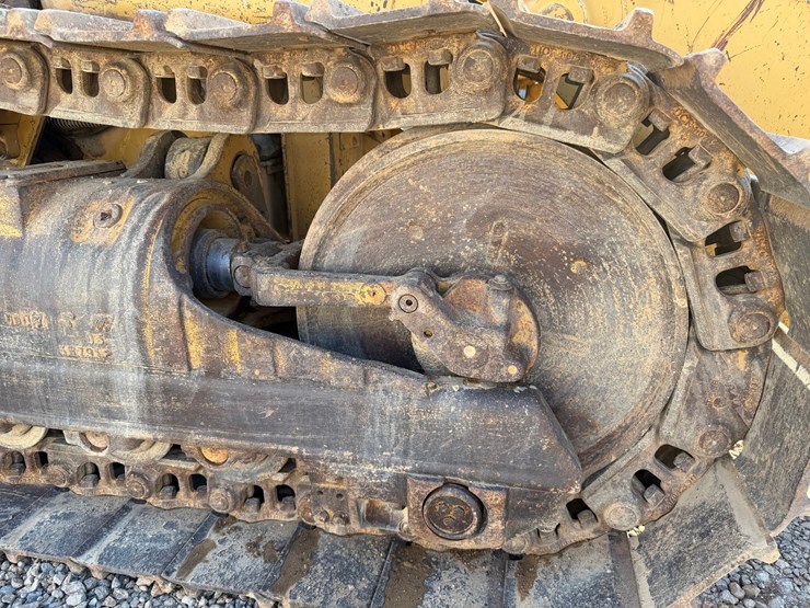 #4088-•-caterpillar-963-crawler-loader-image-108