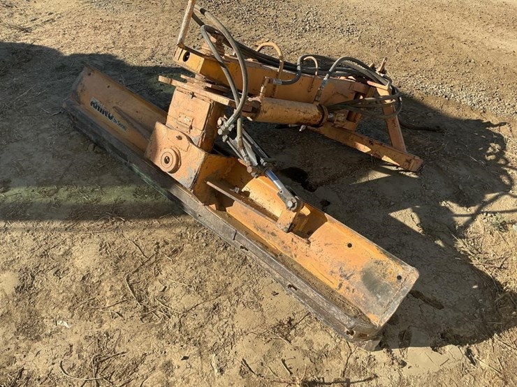 rhino-8'-3-pt-6-way-angle-blade-image-2