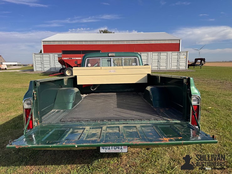 1972-chevrolet-c10-pickup-truck-image-13