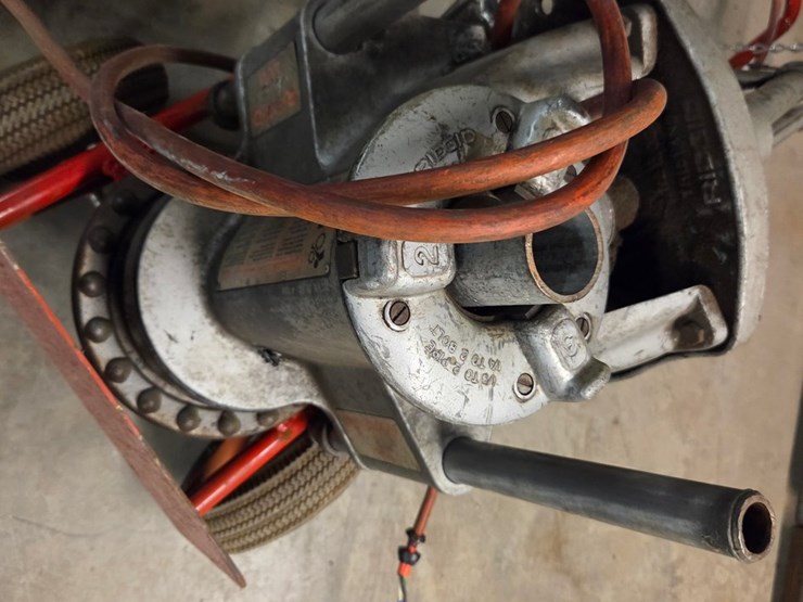 #36-•-rigid-300-pipe-threader-with-hand-truck-image-2