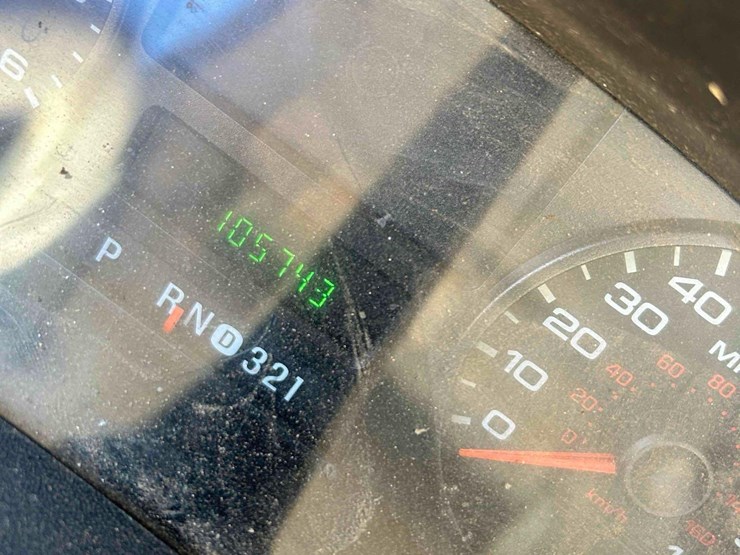 2005-ford-f250-xl-super-duty-s/a-regular-cab-sevice-truck-image-32