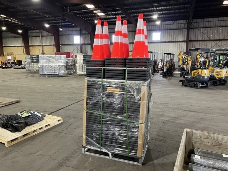 2026-greatbear-safety-traffic-cones,-qty.-250-image-3