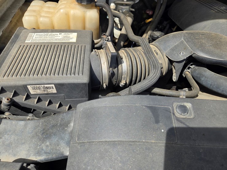 #8-•-2007-chevrolet-2500-service-truck-/-269,772-miles-image-39