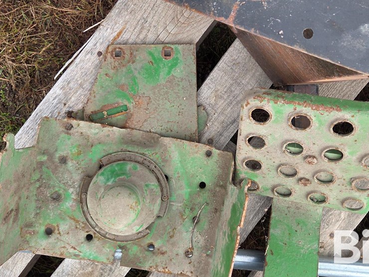 john-deere-tractor-parts-&-vittetoe-chaff-spreader-part-image-12