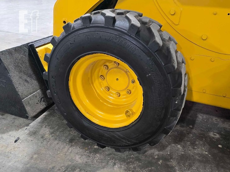 2005-caterpillar-236b-image-16
