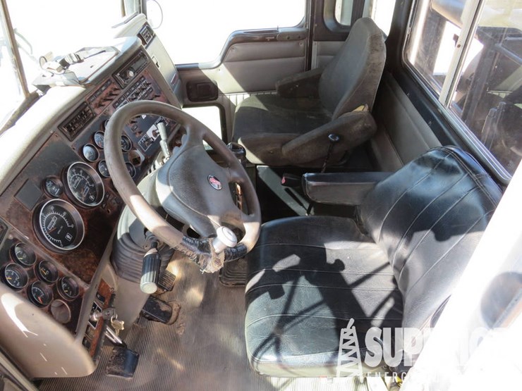 2006-kenworth-c500b-image-12