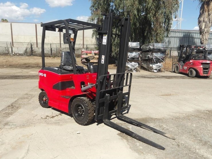 2026-sdlool-sl-e15-forklift-image-2