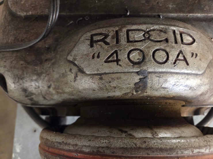 #33-•-rigid-400a-pipe-threader-image-1
