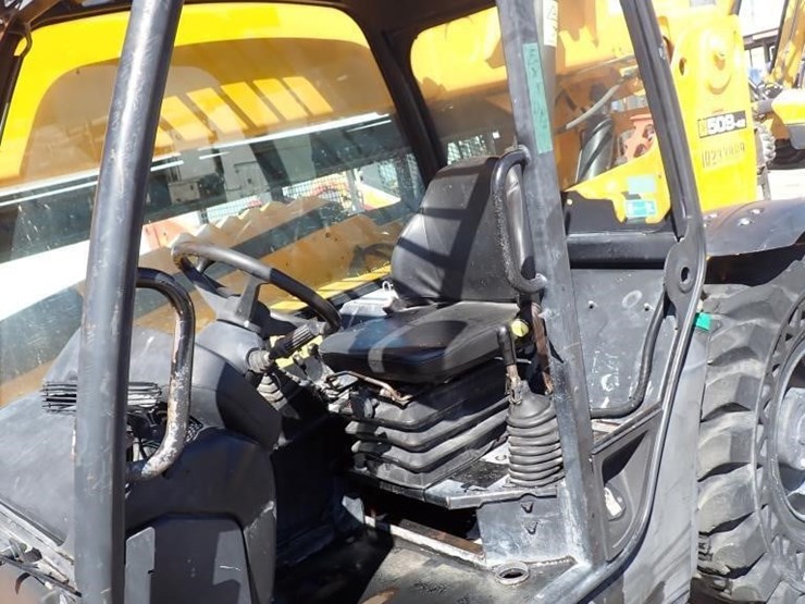2018-jcb-509-42-telescopic-reach-forklift-image-18
