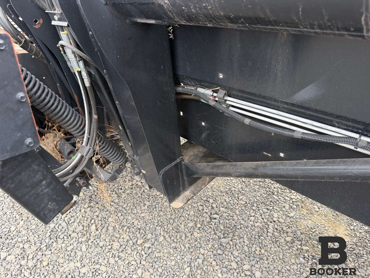 2019-macdon-fd135-draper-header-image-49