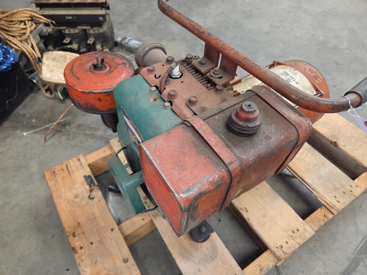 #29-•-8hp-briggs-engine-generator-image-4