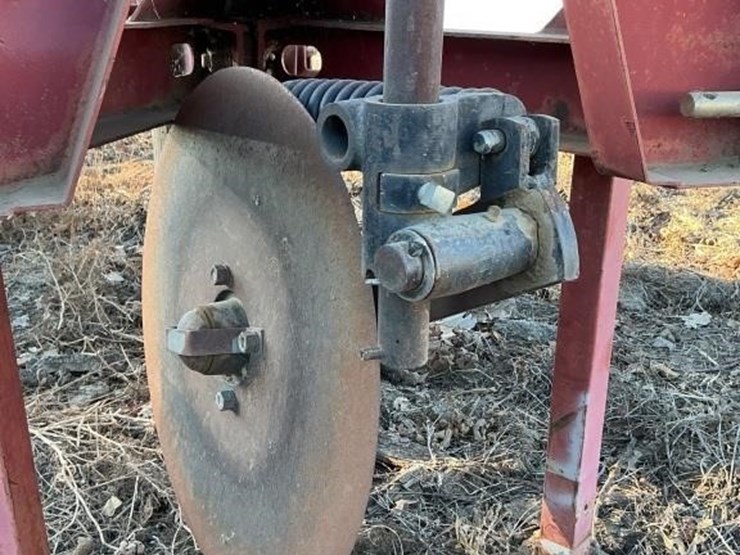 elston-3-pt-single-row-gopher-baiter-image-7