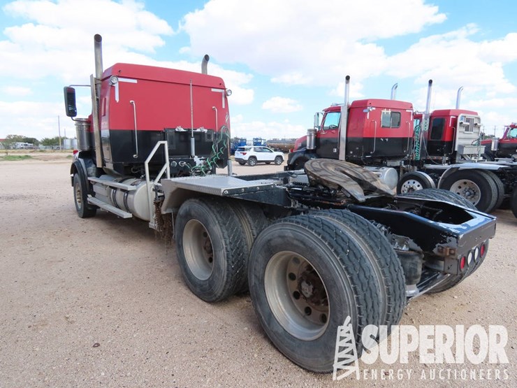 2015-western-star-4900-t/a-truck-tractor-w/sleeper-image-4