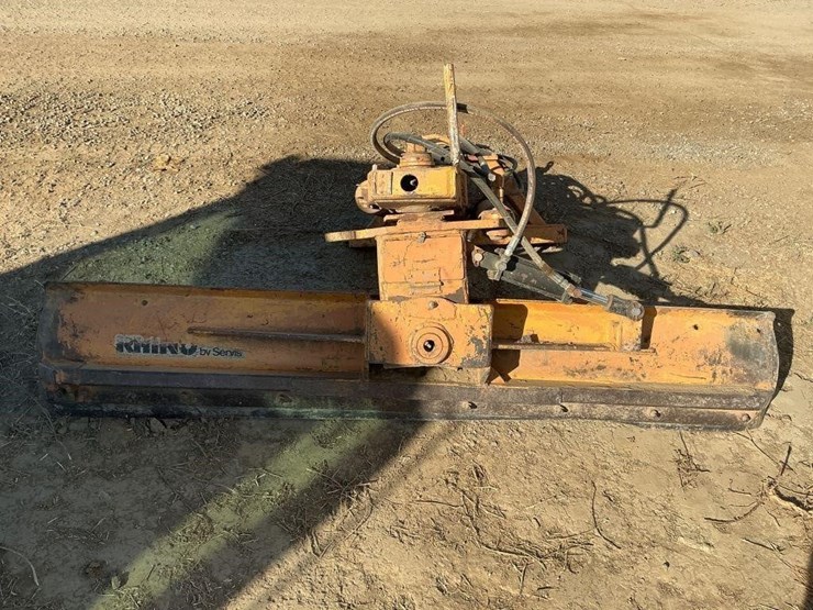 rhino-8'-3-pt-6-way-angle-blade-image-3