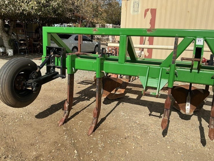 custom-3-pt-3-row-60"-drip-tape-retriever-image-7