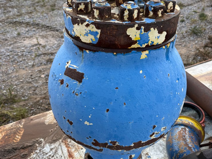 (2)-pulsation-dampeners-f/-mud-pumps-image-4