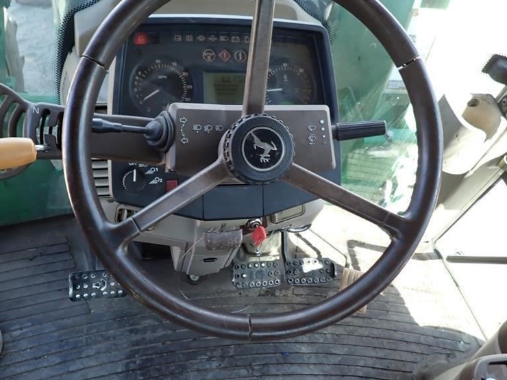 john-deere-6420-image-19