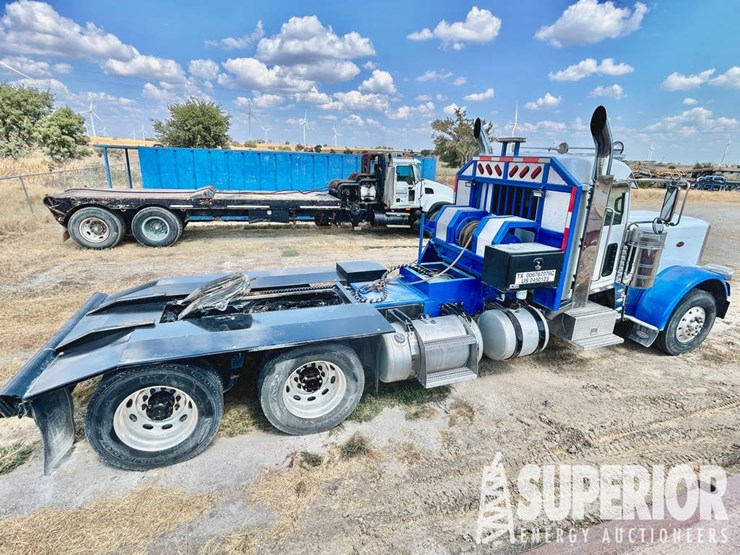 2019-peterbilt-389-t/a-winch-truck-w/-day-cab-image-11
