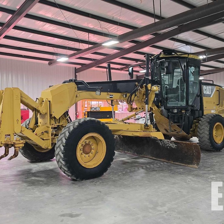 2009 CATERPILLAR 120M