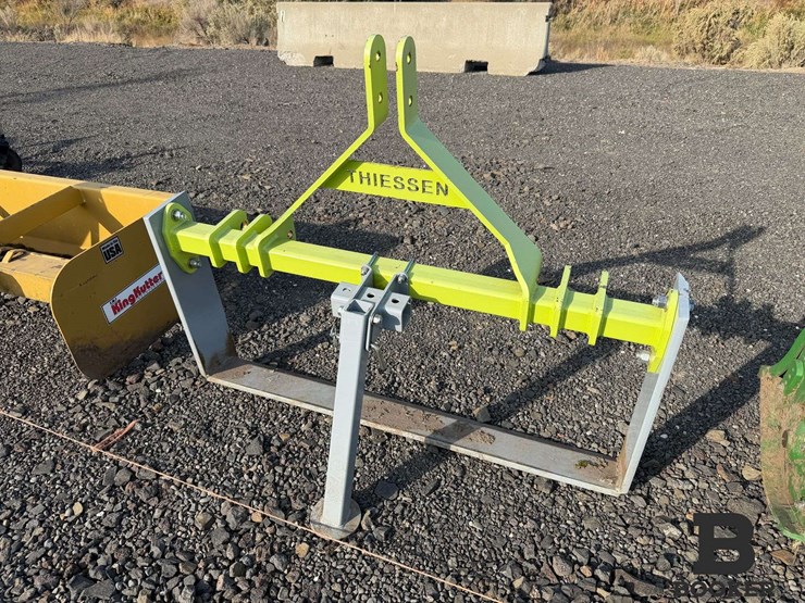 thiessen-3-point-hitch-toolbar-image-1