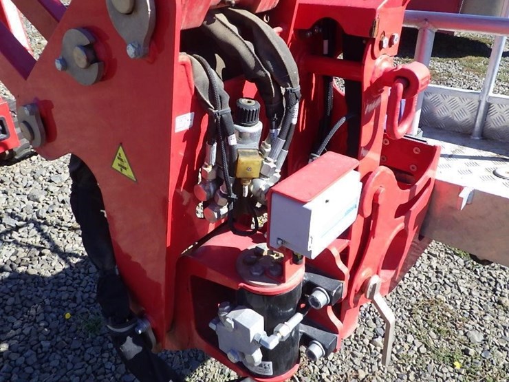 2022-cmc-72hd+-arbor-pro-articulating-spider-lift-image-39