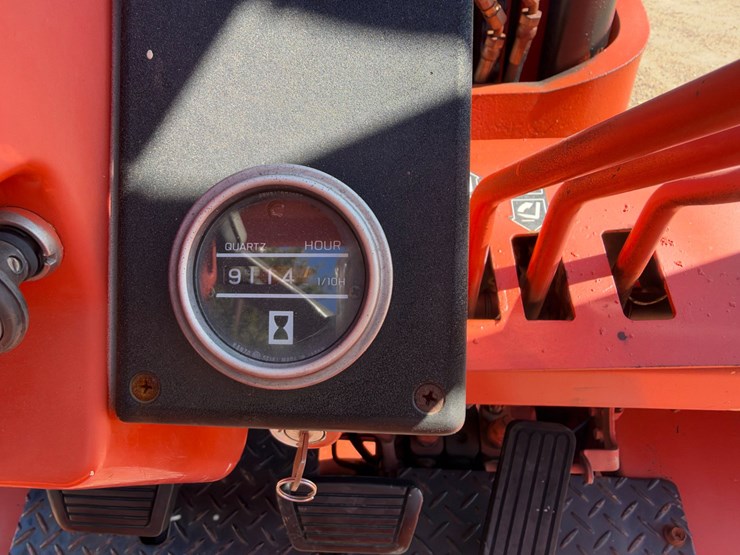 #41501-•-nissan-forklift-image-9
