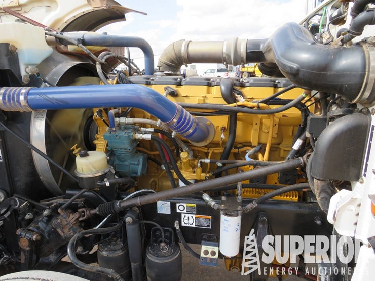 2010-peterbilt-389-t/a-glider-winch-tractor-w/day-cab-image-6