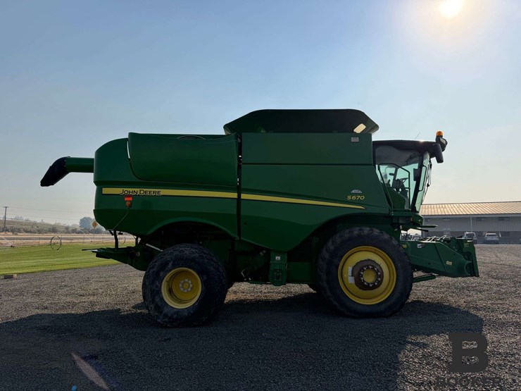 2012-john-deere-s670-combine-image-6