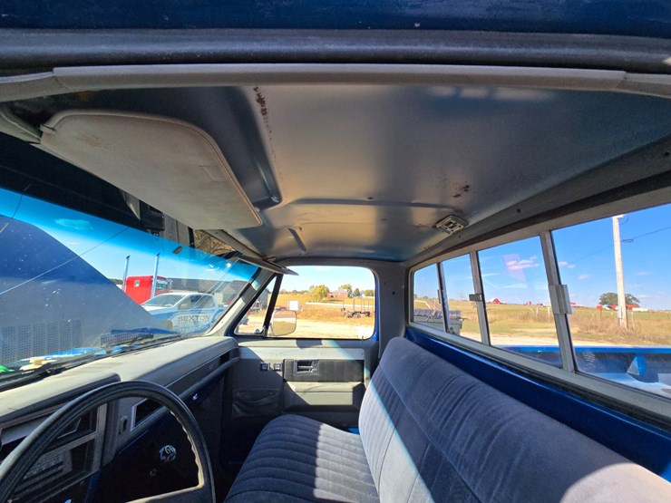 #25276-•-1986-gmc-k2500-pickup-truck-image-33
