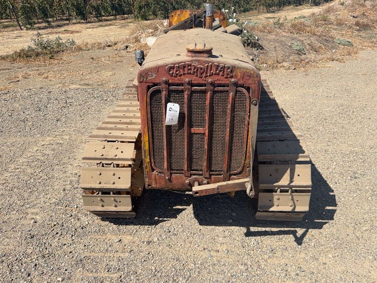 caterpillar-ten-image-9