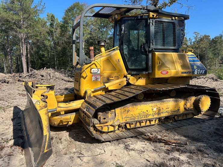 2014-komatsu-d61px-23-lgp-enclosed-cab-crawler-dozer-(4,893-hours)-image-1