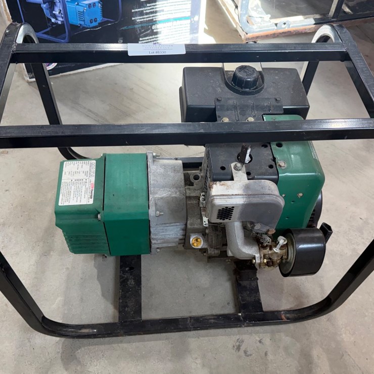 #8330 • Coleman Powermate Maxa 4000 Generator