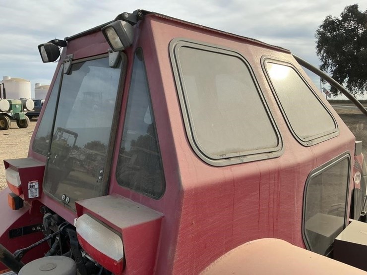 case-ih-120c-tractor,-mfwd,-1-owner-image-9