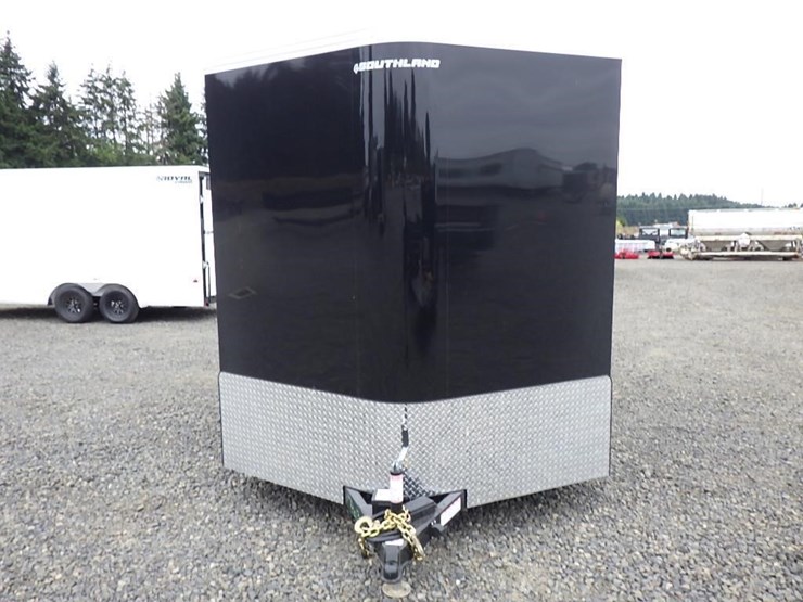 2027-royal-lcht35-7.516v-86-t/a-enclosed-trailer-image-2