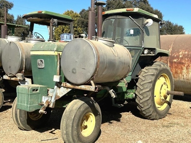 john-deere-4640-tractor,-powershift-image-1