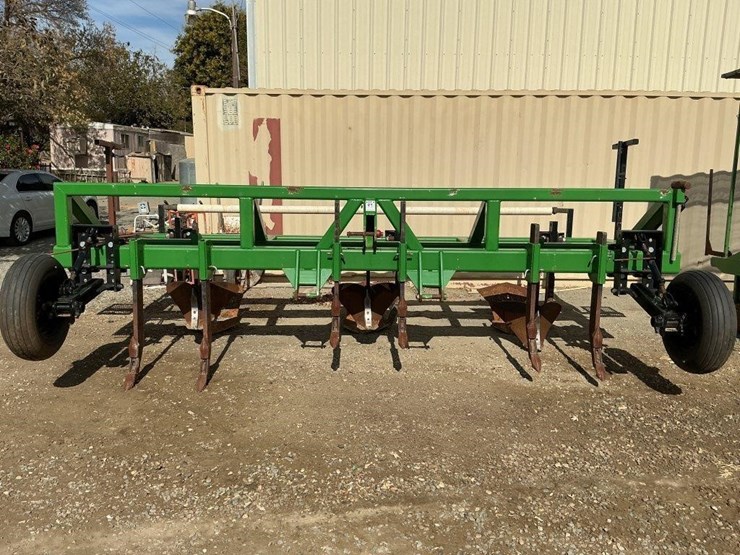 custom-3-pt-3-row-60"-drip-tape-retriever-image-15