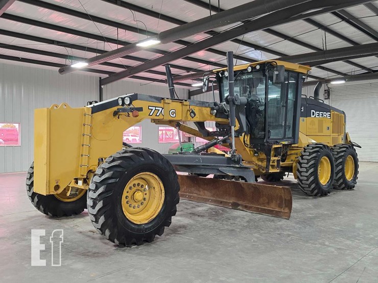 2018-deere-770g-image-1