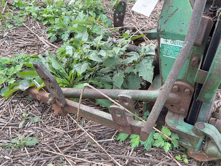 john-deere-350-sickle-mower-image-19