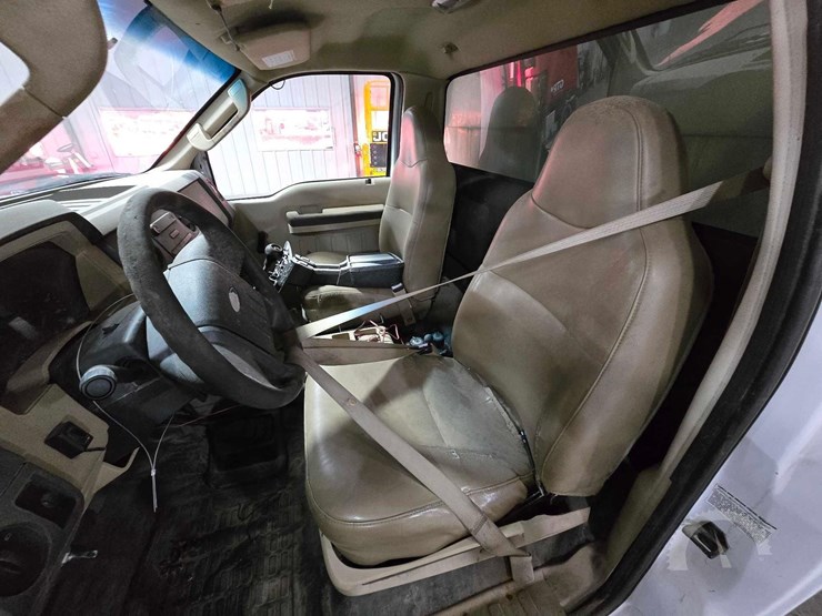 2008-ford-f550-image-9