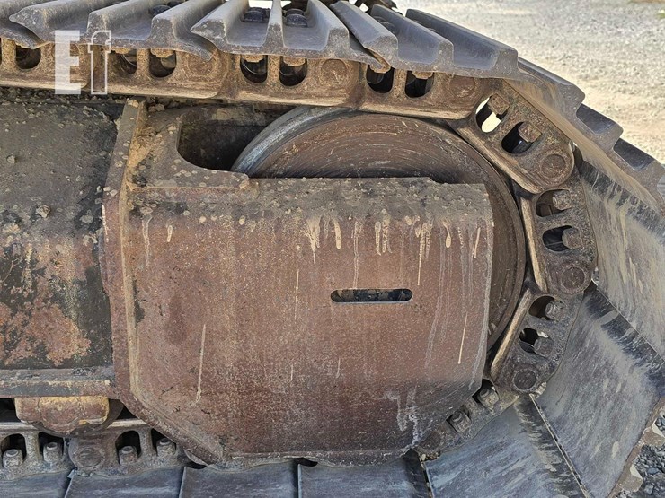 2022-deere-210g-lc-image-28