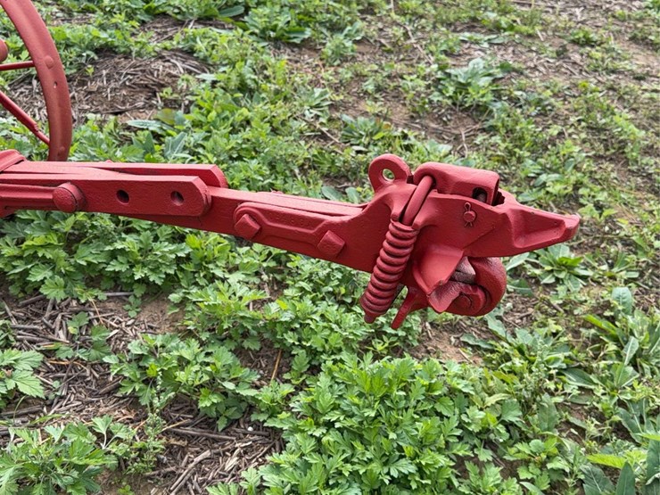 oliver-two-bottom-plow-image-23