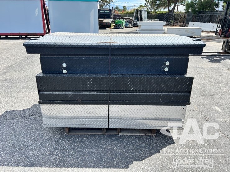 approx.-(10)-truck-mount-tool-boxes.-image-4