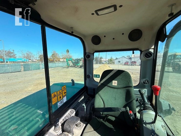 2019-jcb-85z-1-image-41